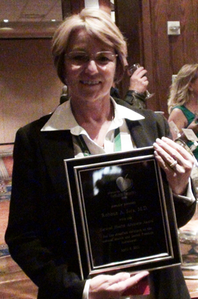 Robban with Award rev